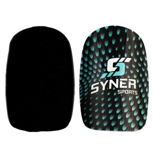 Mini espinilleras de fútbol para jóvenes y adultos, espinilleras cómodas ultraligeras con función protectora - Product Image 3