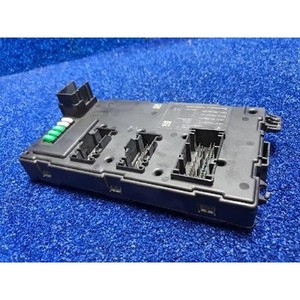 ECUs et modules informatiques d'occasion de la série 4 6135680905001 - Product Image 5