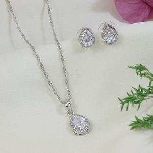 Elegante Juego de Collar y Pendientes de Plata con Diamantes Americanos CZ en Forma de Lágrima para Mujer, Joyería para Bodas, Compromisos y Fiestas - Product Image 1