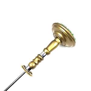 Découvrez la perche d'entraînement IMPEX Raptor - Support en gazon artificiel facile à nettoyer pour faucons et hiboux - Product Image 5