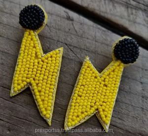 Pendientes Colgantes con Cuentas de Rayo, Hechos a Mano, Bordado de Cuentas Amarillas y Negras, Joyería de Moda, Pieza Destacada, Personalizado, Unisex, Clásico - Product Image 4