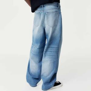 Pantalones Vaqueros de Mezclilla Rectos de Corte Regular para Hombre, Diseño Simple y Liso Personalizado, Elegantes y Versátiles para Cada Ocasión - Product Image 3