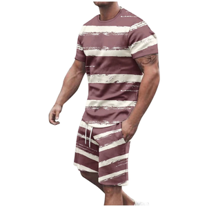 เสื้อยืดและกางเกงขาสั้นชุดเซ็ต 2 ชิ้นสำหรับผู้ชาย พิมพ์โลโก้ได้ตามต้องการ ชุดกีฬาสีพื้น ชุดลำลองฤดูร้อนสำหรับผู้ชาย - Product Image 2