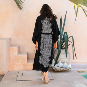 เสื้อคลุมกิโมโนสีดำสไตล์โบฮีเมียน ผ้าฝ้ายดิบลายชนเผ่า เสื้อคลุมคาร์ดิแกนสำหรับผู้หญิง ชุดคลุมแบบพันรอบตัว ชุดเดรสสไตล์เทพธิดา ชุดชายหาด ของขวัญสำหรับเธอ - Product Image 4