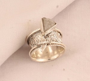 Wholesale Natural White Druzy Band Ring 925 Sterling Silver Sparkling <b>Geode</b> Ring Minimalist Stackable <b>Crystal</b> Ring for Women - Product Image 4