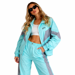 Ensemble coupe-vent décontracté 2 pièces en nylon pour femme, survêtement long avec cordon de serrage et panneau réfléchissant, sweats à capuche OEM ODM – Vente en gros - Product Image 2