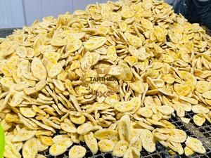 PRODUIT CHAUD chips de bananes frites banane fraîche déshydratée sans additifs certification HALAL collation de chips de banane saine - Product Image 4