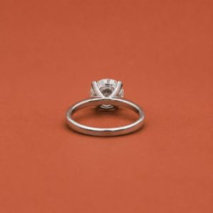 Iced Out S925 Silver <b>Moissanite</b> <b>Oval</b> Solitaire Diamond Hidden Halo Proposal <b>Engagement</b> <b>Ring</b> For Her - Product Image 5