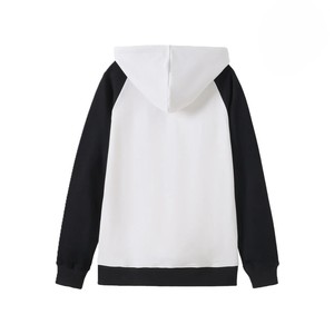 Sudadera con Capucha Unisex de Alta Calidad en Blanco y Negro con Manga Raglán y Logotipo Chenille 1906 en la Parte Delantera, Corte Regular, para Invierno - Product Image 3