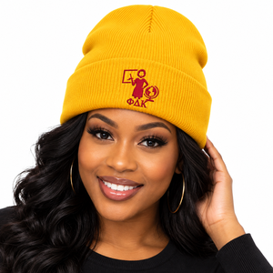 Gorro de Punto Clásico para Mujer PDK, Gorro de Invierno con Letras Bordadas, Material Suave y Elástico, Cómodo para Uso Diario - Product Image 1