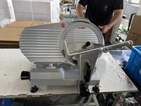 Machine à trancher la viande congelée en acier inoxydable, portable, grande capacité, haute efficacité, pour bacon, jambon, rouleaux de mouton
