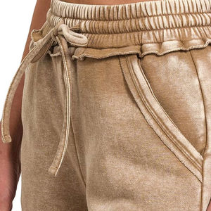 Shorts délavés pour femmes de qualité supérieure, en coton épais délavé à l'acide, style streetwear, design décontracté d'été, logo personnalisé, vente en gros de shorts pour femmes - Product Image 5
