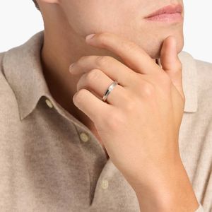 Bague solitaire pour homme en or blanc avec diamant taille princesse - Product Image 2