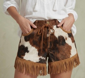 Shorts en cuir de vachette véritable pour femme, taille haute, style vintage, streetwear décontracté, boutique, fournisseur OEM personnalisé - Product Image 4