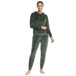 Conjunto Deportivo de Mujer en Terciopelo Verde Oscuro con Capucha, Manga Larga, Color Sólido, Corte Holgado, Pantalones de Invierno con Bolsillos Laterales - Product Image 3