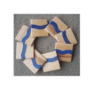 แผ่นรองแก้วไม้เรซิ่นธรรมชาติ ทำจากไม้มะม่วงและเรซิ่นดีไซน์ทันสมัย ชุด 4 ชิ้น สำหรับร้านอาหาร งานแต่งงาน โรงแรม - Product Image 1