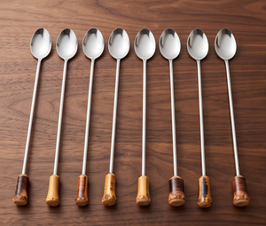 Cuchara de cóctel de acero inoxidable de primera calidad con mango de madera, herramienta de barra minimalista para mezclar cócteles - Product Image 1