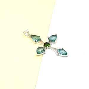 Collier Pendentif en Apatite et Péridot Plaqué Or 18K, Croix Céleste Style Bohème avec Chaîne Corde, Pierre de Naissance d'Août - Vente en Gros - Product Image 4