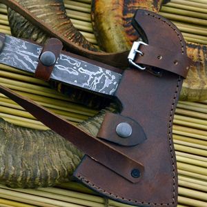 Hacha Compacta de Acero al Carbono para Bushcraft, Ideal para Cortar Leña, Camping, Supervivencia, Caza y Aventuras al Aire Libre - Product Image 2