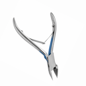 MANAN INSTRUMENTS Coupe-ongles professionnel en acier inoxydable, lame plate, pointe affûtée, ouverture large, durable pour les ongles des doigts des adultes - Product Image 5