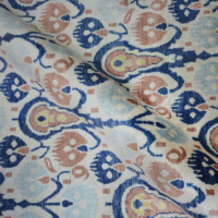 Handgeknüpfter Woll- und Seidenteppich im traditionellen Damast-Stil, Eisblau und Pfirsich, Niedrigflorig, 3 x 4,3 Meter, Wohnzimmer-Teppich