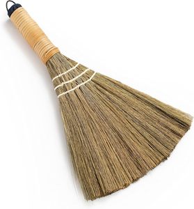 Juego Ecológico de 2 Escobas de Hierba Natural Hechas a Mano de Vietnam, Escoba Tradicional de Paja para Limpieza del Hogar - Product Image 2