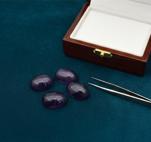 Exclusiva Gema Suelta de Amatista Natural Púrpura, Corte Ovalado Facetado, para Fabricación de Joyería Artesanal, Venta al por Mayor para Compradores de Fábrica - Product Image 3