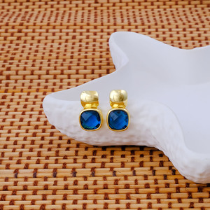 Pendientes de botón cuadrados gruesos de topacio azul Londone, chapados en oro, hechos a mano, estilo bohemio, para uso diario, joyería para mujer R - Product Image 5