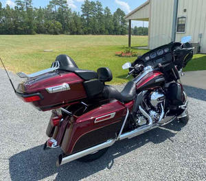 Motocicleta Usada Electra Glide Ultra Classic Low Cruiser Touring 2015, Potente, Suave y Cómoda, en Venta - Product Image 2