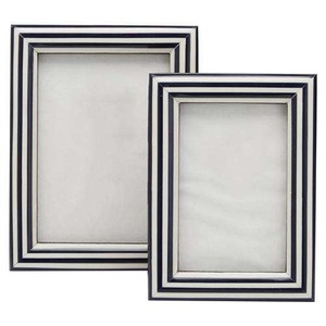 Marco de Fotos de Resina Hecho a Mano Exclusivo |   Marco de Fotos Decorativo Moderno de Epoxi para Bodas, Cumpleaños y Regalos - Product Image 2