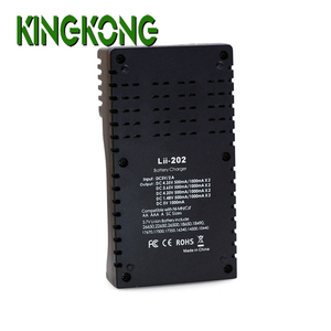 Smart ABS materiale ricaricabile 18650 caricabatteria universale DC 5V uscita 4.2V protezione garanzia di 1 anno elettrico universale - Product Image 4