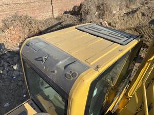 รถขุดตีนตะขาบ Komatsu PC200-8 ขนาด 20 ตัน รุ่นปี 2023 ประสิทธิภาพเยี่ยมจากญี่ปุ่น ผ่านการทดสอบและตรวจสอบแล้ว ใช้งานได้ดี พร้อมเกียร์และลูกปืนคุณภาพสูง - Product Image 3