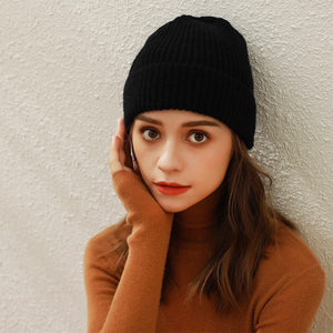 Ventoria Enterprises - Gorros de Invierno Unisex Personalizados al por Mayor, 100% Lana, de Alta Calidad, con Diseño Sólido, para Uso Diario y al Aire Libre - Product Image 4