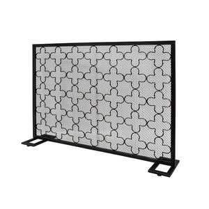 Paravent décoratif autoportant en métal à motif quadrifoliaire marocain, résistant à la chaleur, protection contre les étincelles pour foyer - Product Image 3