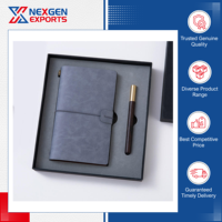 Nexgen Exports exhibe un juego de regalo de cuadernos portátiles de tapa dura de cuero PU de primera calidad con serigrafía, del más alto estándar.