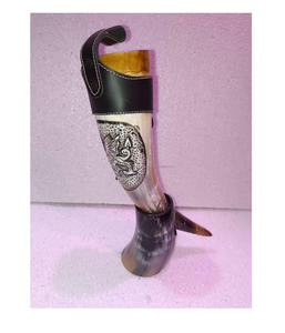 Cuerno Vikingo para Beber Hecho a Mano, Cuerno Natural Tallado y Pulido con Funda de Cuero y Abrebotellas para Cerveza, Vino y Hidromiel - Product Image 5