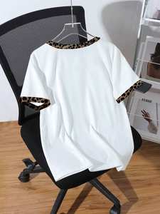 T-shirt surdimensionné pour femme personnalisé par sublimation, patchwork léopard, streetwear, coton, mode décontractée, vente en gros OEM - Product Image 3