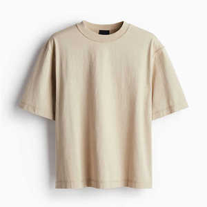 เสื้อยืดทรงบ็อกซี่สีพื้น ผ้าหนา คอกลม ทรงโอเวอร์ไซส์ ไหล่ตก สไตล์ลำลอง - Product Image 4