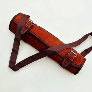 Couteau de cuisine et couteau d'extérieur faits à la main en acier Damas avec manche en bois - Product Image 6