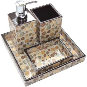 Conjunto de accesorios de baño de diseño moderno, juego de accesorios de baño personalizados, precio asequible - Product Image 1