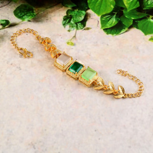 Bracelet à breloques en laiton plaqué or, pierres précieuses en verre vert multicolores, motif feuille, vintage, réglable, fait main, cadeau tendance, unisexe, mariage - Product Image 2