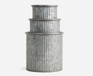 Rustic Style Iron Galvanized Planter For Farmhouse Balcony Garden And Decorative Outdoor <b>Flower</b> <b>Display</b> - Product Image 5
