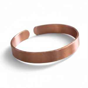 Antique Creations - Brazalete Étnico Hecho a Mano de Cobre Martillado, Joyería Ayurvédica de Lujo, Personalización para el Día de la Madre, Graduación - Product Image 1