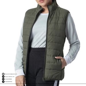 Chaqueta Acolchada Impermeable con Capucha y Estampado Frontal de Logotipo Personalizado de Alta Calidad para Hombre, Sin Mangas, Unisex, para Invierno y Actividades al Aire Libre - Product Image 3