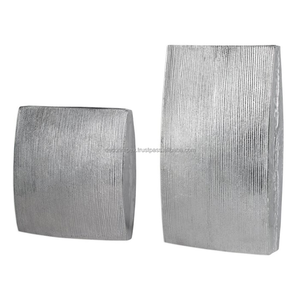 Vases à fleurs en métal Casted Durable Moderne Fleur Vases Pots De Produits Impressionnants Vente Chaude - Product Image 3