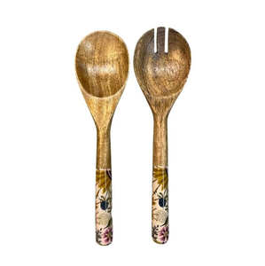 Cuchara de servir de madera de olivo orgánica ecológica con elegante diseño impreso en el mango para uso en la mesa a un precio inmejorable. - Product Image 3
