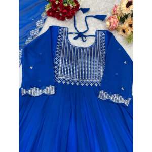 Vestido Anarkali Azul de Poliéster con Dupatta de Bhojal Fashion Designer, Talla L, Estilo para Fiestas - Product Image 3