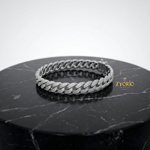 Pulsera de Plata de Ley con Diamantes Cultivados en Laboratorio, Diseño Clásico de Eslabones Cubanos, Diseño Elegante y Audaz, Regalo Atemporal para Bodas, Compromisos y Fiestas, para Mujer - Product Image 1