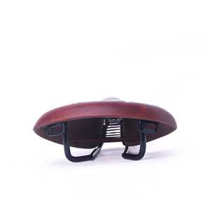 Asiento de Bicicleta de Cuero Clásico M.A Leathers B17 Marrón, Diseño Remachado, Rieles de Acero con Recubrimiento Negro, Amortiguación de Impactos, Comodidad para Carretera y MTB - Product Image 4