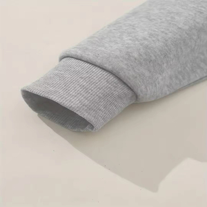 Sudadera con Capucha Personalizada de Estilo Urbano, Estampada, Informal, con Bolsillos, Manga Larga y Cordón Ajustable - Product Image 5